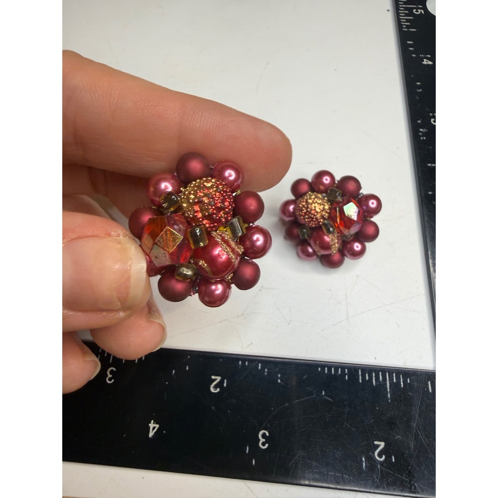 Vintage Japan Burgundy Faux Pearl Cluster Clip On Earrings Red Gold Tone 1 Inch